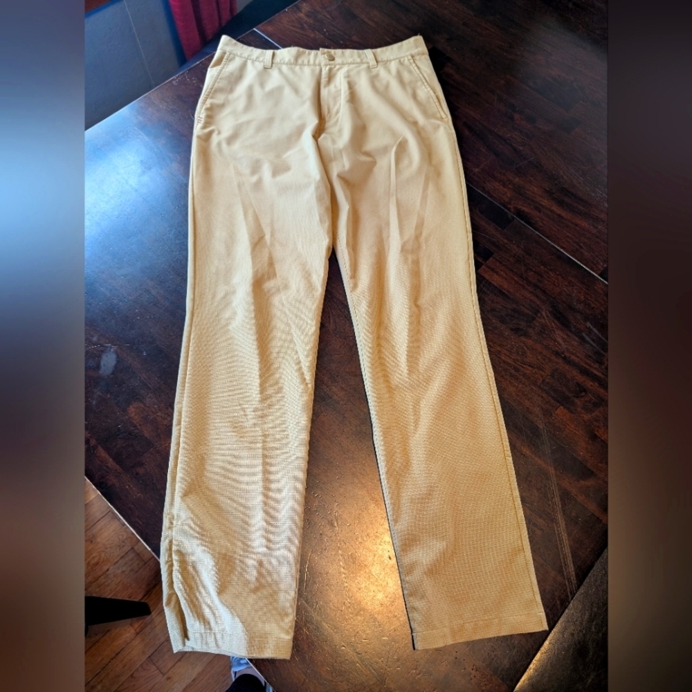 Rhine Commuter Men's Tan Pants, Size 31 Beige Waffle Weave, Rip Stop